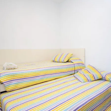 Bonito A 100 M De La Playa *